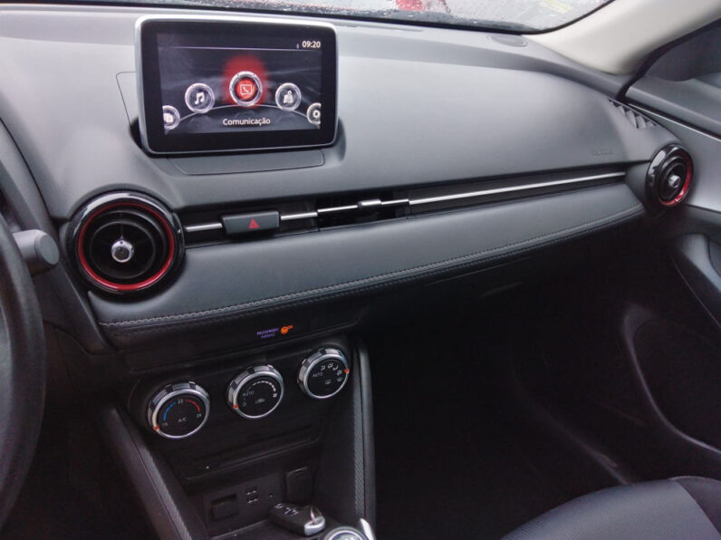 Mazda CX-3 1.5 Skyactiv-D Evolve completo