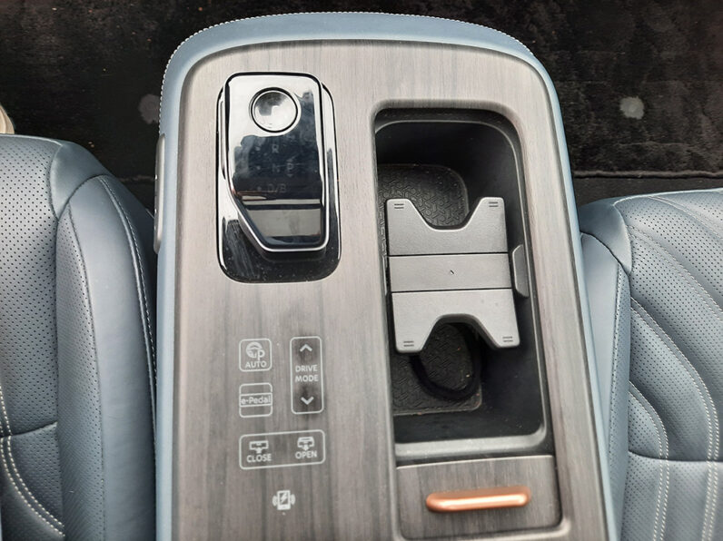 NISSAN ARIYA EVOLVE 63Kwh PACK SPORT completo