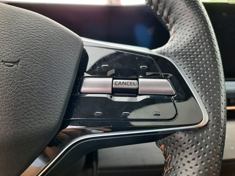 NISSAN ARIYA EVOLVE 63Kwh PACK SPORT completo