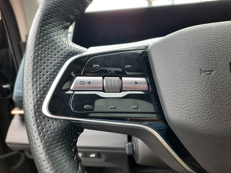 NISSAN ARIYA EVOLVE 63Kwh PACK SPORT completo