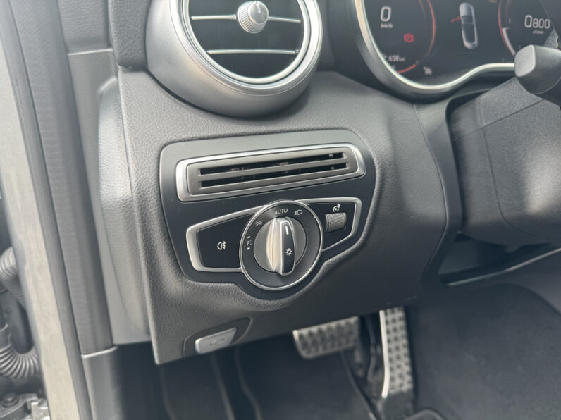 MERCEDES-BENZ   CLASS C 300D completo