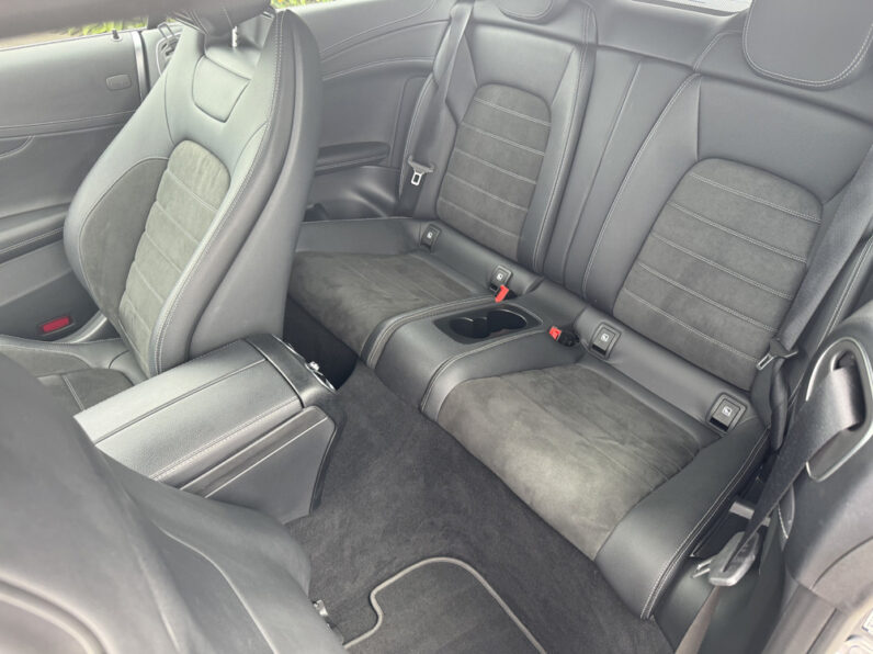 MERCEDES-BENZ   CLASS C 300D completo