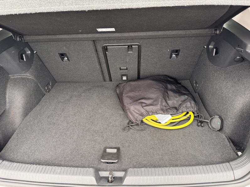 VOLKSWAGEN GOLF 1.4 TSI e-HYBRID (PHEV) DSG completo