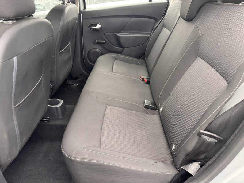 Dacia Sandero 0.9 TCE Confort completo