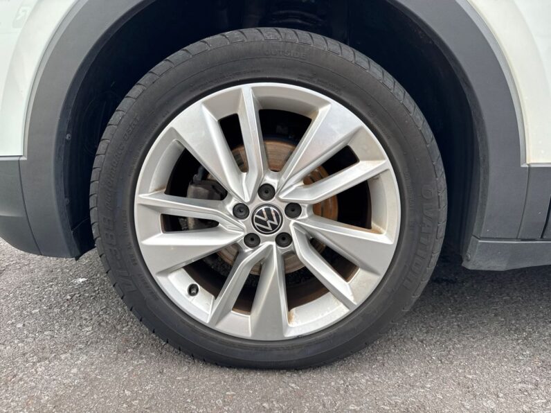 Volkswagen T-Cross  1.0 TSI Urban DSG completo