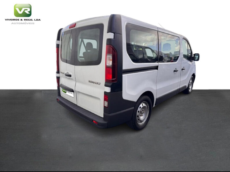 RENAULT TRAFIC III  1.6 DCi 9 LUGARES completo