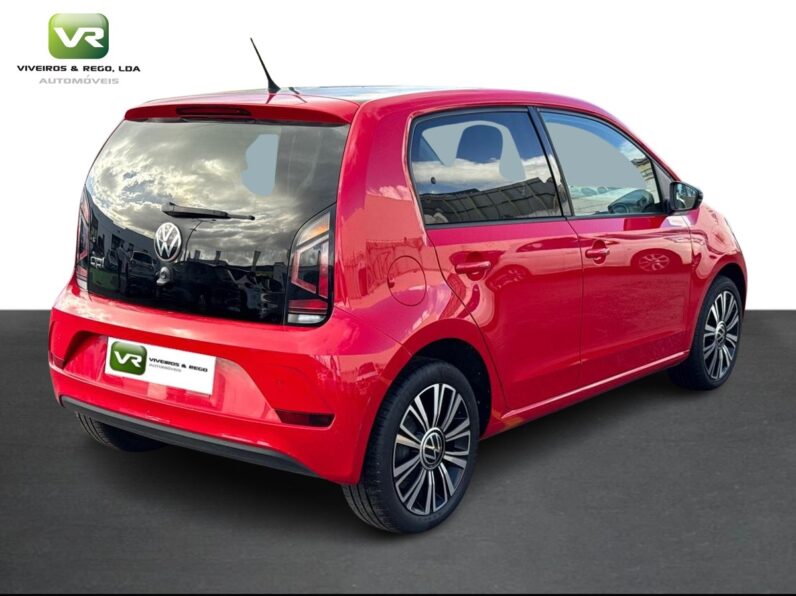 VOLKSWAGEN UP 1.0i MOVE UP! completo