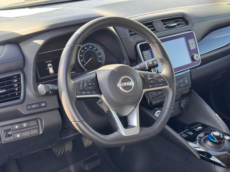 NISSAN LEAF 40 KWH N-CONNECTA completo