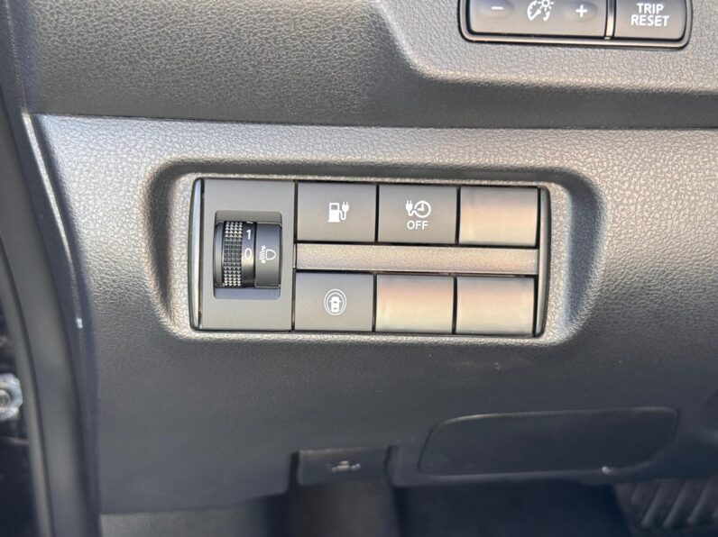 NISSAN LEAF 40 KWH N-CONNECTA completo