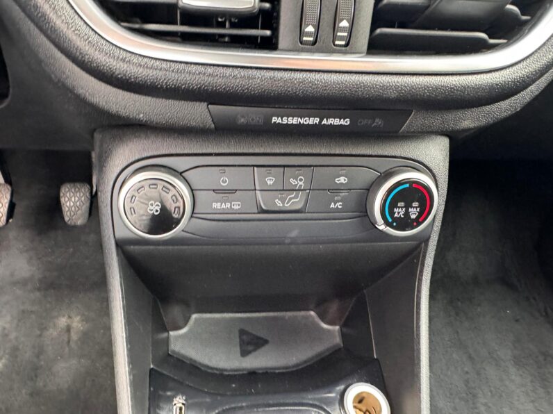 FORD FIESTA 1.1 BUSINESS completo